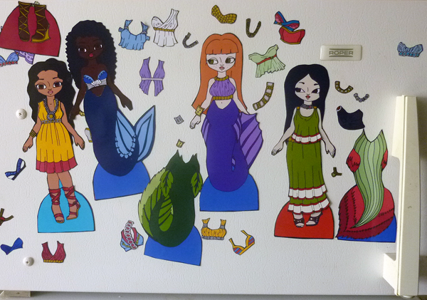 Free Printable Magnetic Paper Dolls- Flock