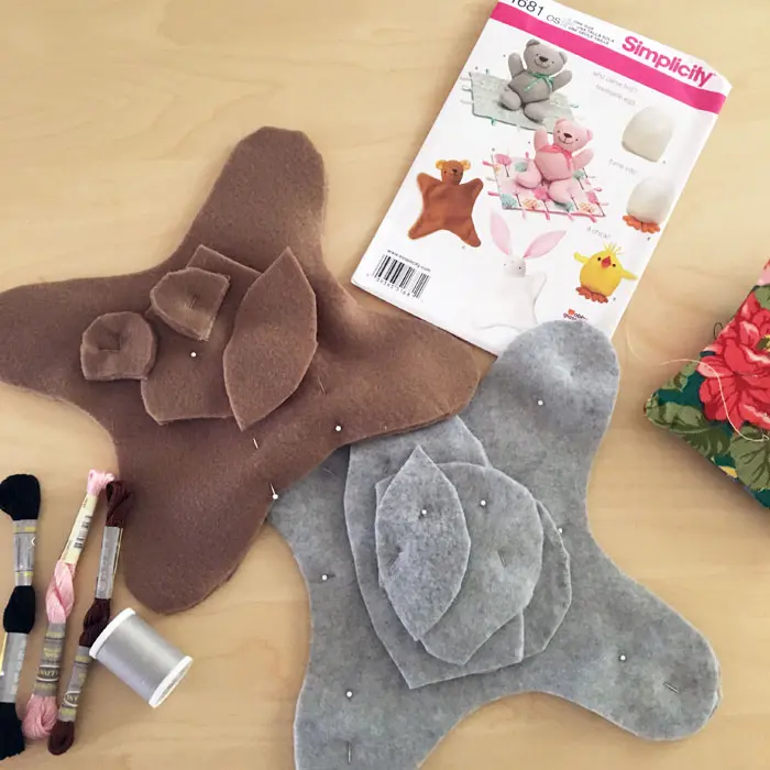 bear-bunny-lovey-dovey